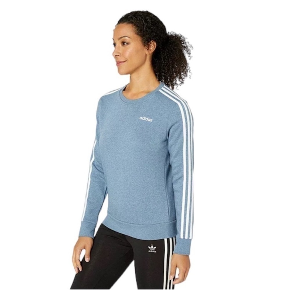 Adidas Size Medium Blue Sporty Athletic Crewneck Sweatshirt.